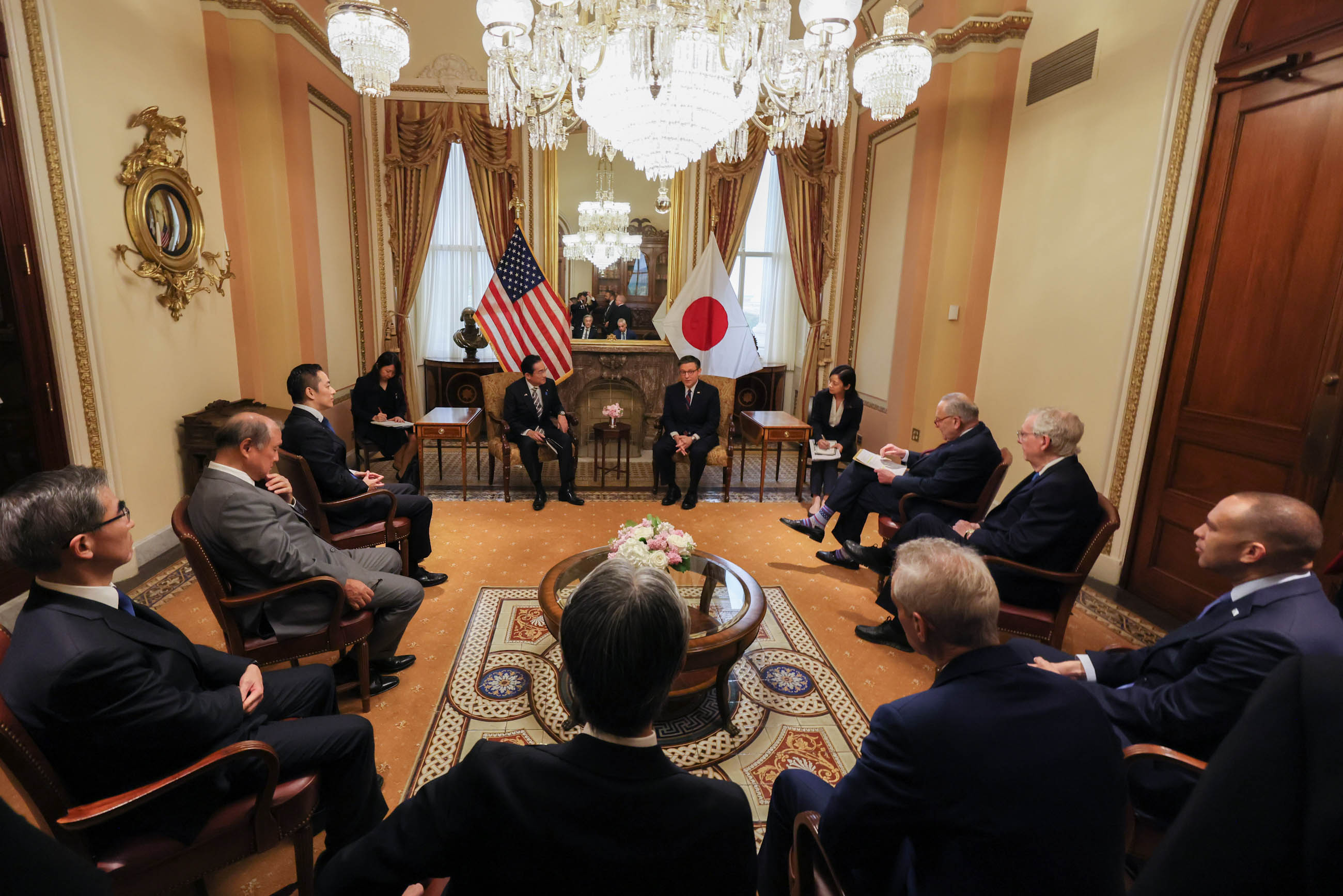 Prime Minister Kishida meeting with the U.S. Congressional House and Senate Leadership (4)