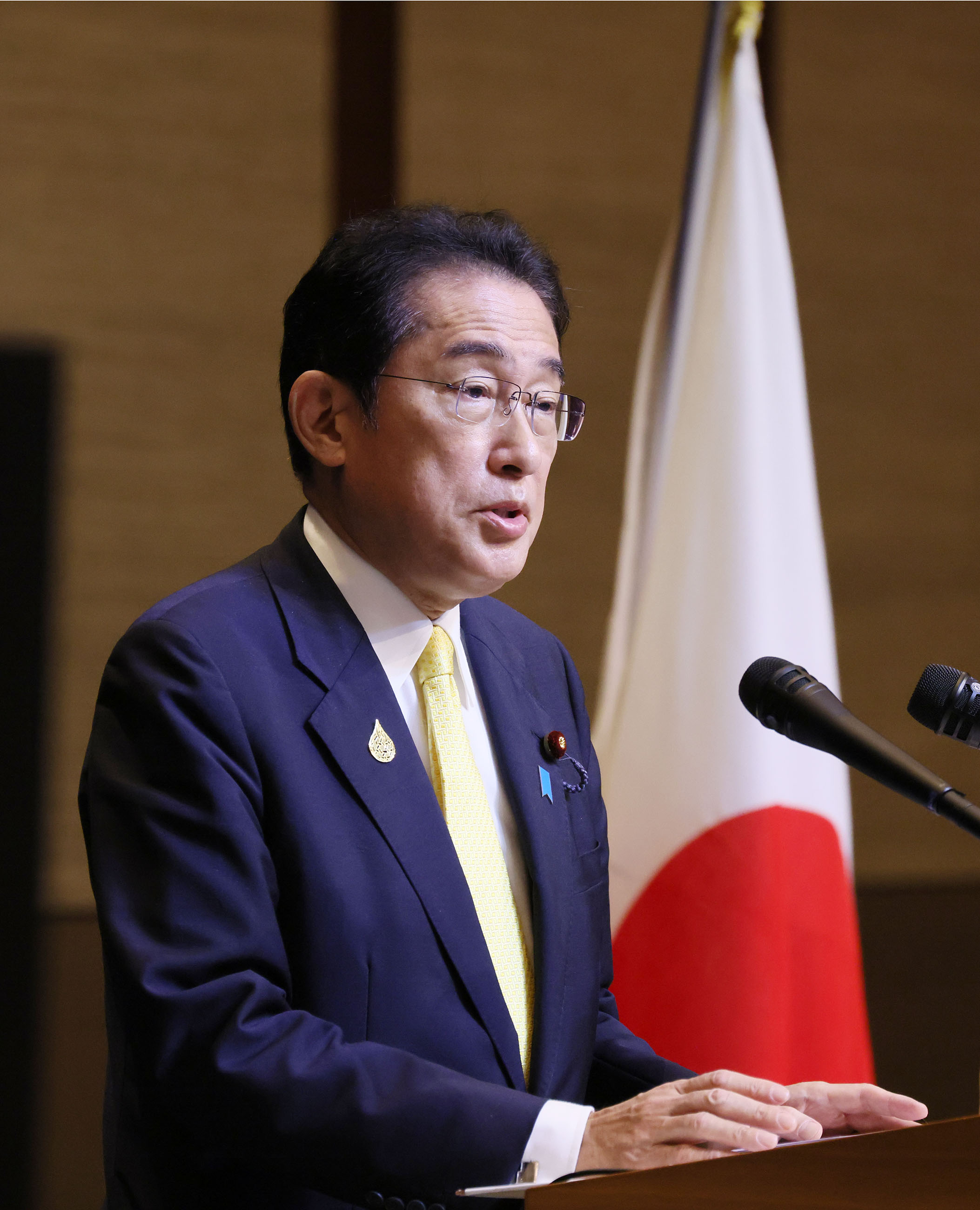 Press conference by Prime Minister Kishida (5)