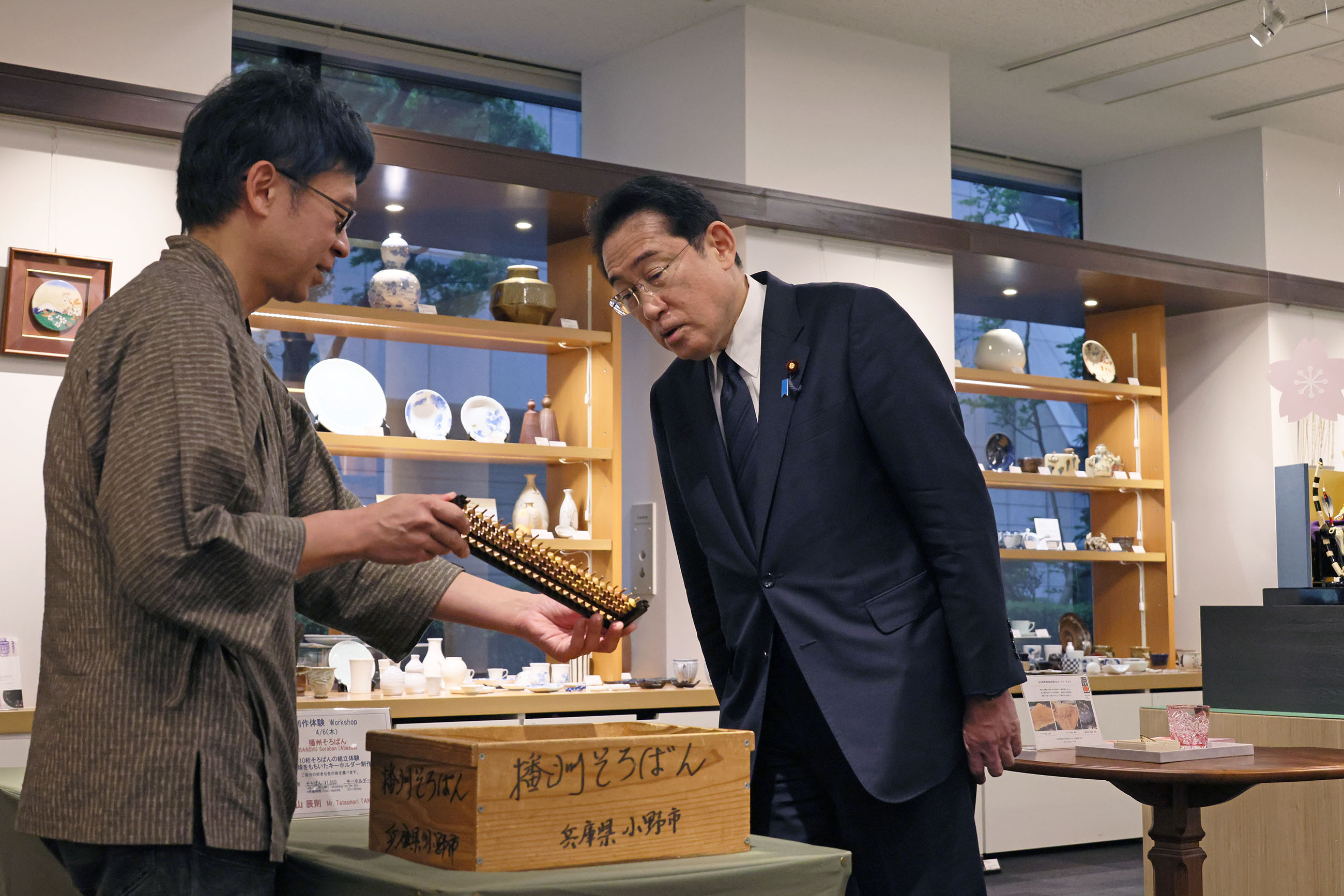 Prime Minister Kishida visiting the Japan Traditional Crafts Aoyama Square (1)